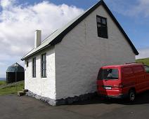 Gasadalur, skole