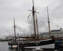 Thorshavn, dagens båter m tradisjonelle skrog