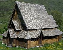 Øye stavkirke