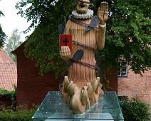 Statue Hans Tausen