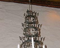 Lysekrone i jern   Haslum kirke : Haslum kirke