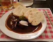 Brødknødel i restauranten i Eggenbergbryggeriet