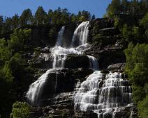 Tvindefossen : Tvindefossen