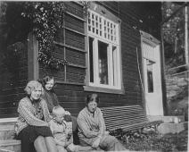 1931 Flaskebekk Jan   Elise, Heber, Jan Henrik Heber f. 1924 : Elise, Heber, Jan Henrik Heber f. 1924