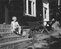 1932 Flaskebekk Lise   Lise Heber g. Østlyngen f. 1921 : Lise Heber g. Østlyngen f. 1921