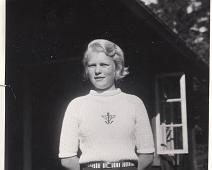 Lise   Lise Heber g. Østlyngen f. 1921 : Lise Heber g. Østlyngen f. 1921