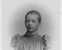 Anna Berentzen   Anna Aars g. Berentzen f. 1878, Foto Christian Gihbsson Carl Johansgade 19 Christiania : Anna Aars g. Berentzen f. 1878, Foto Christian Gihbsson Carl Johansgade 19 Christiania