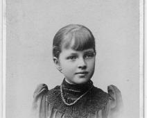 ukjent   Foto Axel Leverin Carl Johansgade 15 Christiania, Mimi venner : Foto Axel Leverin Carl Johansgade 15 Christiania, Mimi venner